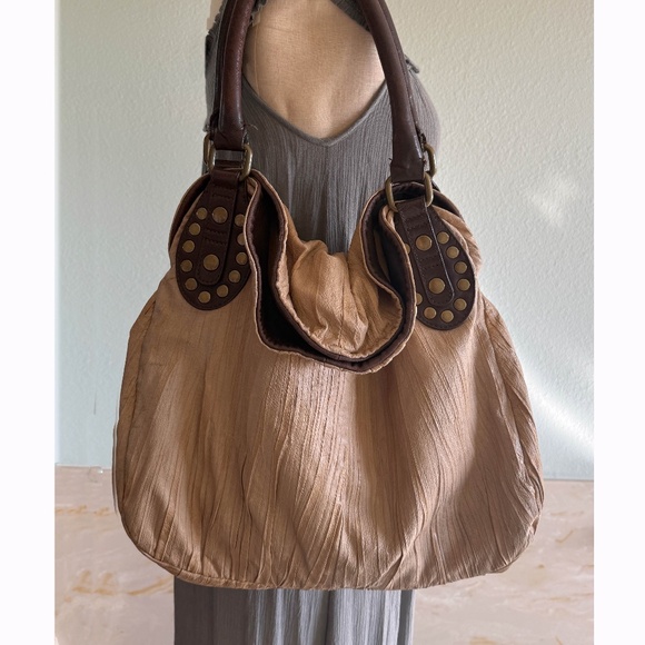 unbranded Handbags - Genuine Leather Camel Large Tote Purse